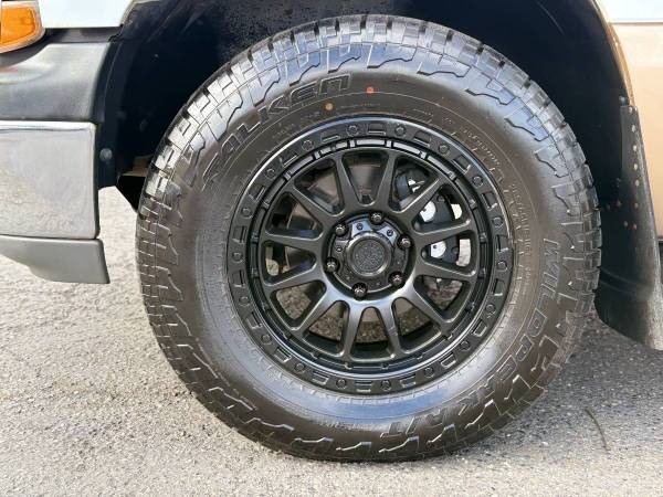 2001 Chevrolet Silverado 1500 LS - Photo 3