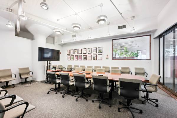 $29,000 / 11252ft2 - PLANTA COMPLETA: Espacio al aire libre Garaje de estacionamiento Muelle de carga Duchas Cocina (Midtown West)63854290060673120