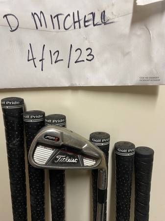 Titleist AP1's 710 model golf irons 4-PW Excellent Condition 1