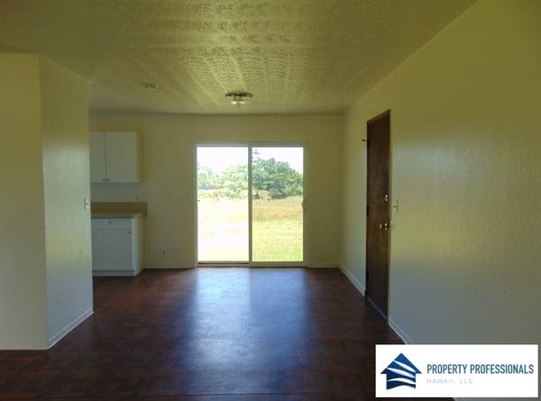 $2,100 / 3br - 960ft2 - 15-2043 33rd Ave. (Keaau)63939533690754121