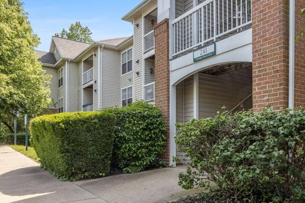 $1,705 / 1br - Dishwasher, Designer Cabinetry, 1/bd 1/ba (201 Owings Gate Court, Owings Mills, MD)63694780344065122