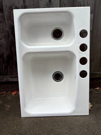 33" Kohler Lakefield Cast Iron High/Low Double Kitchen Sink - $150 (albany / el cerrito)63471353128963122