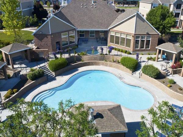 $1,525 / 1br - 992ft2 - ONE MONTH FREE SPECIAL ! AVAILABLE TOURS NOW (6626 Chapel Hill Blvd, Pasco, WA)63673501118339123