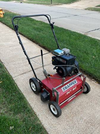 Snapper Commercial Power Rake Briggs & Stratton 5 HP Industrial Engine 1