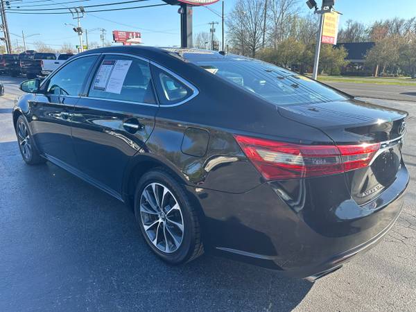2017 Toyota Avalon XLE Premium (Natl) - $14,900 (1634 NW Broad St Murfreesboro, TN 37129)63621550584195124