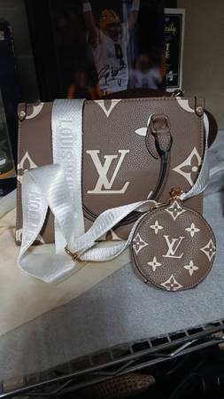 LV hand bag New 1
