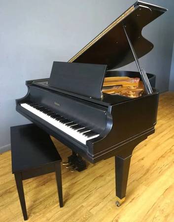 Beautiful Baldwin Model L - 6’ 3" Grand Piano 1