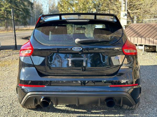 2017 Ford Focus RS Hatchback Turbo - $20,900 (Bellingham)63474429697667124