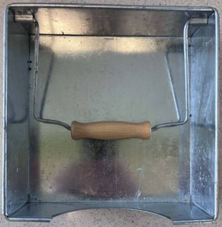 Rustic Galvanized Metal Napkin Holder with Wooden Handle 1
