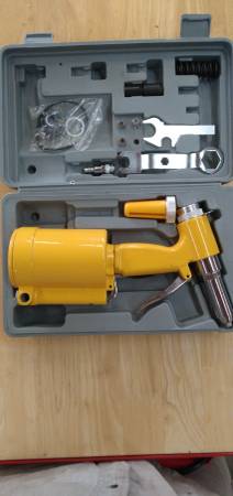 Air Riveter Kit 1