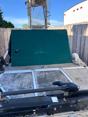 1983 western 13 foot aluminum skiff with a lot of extras 1