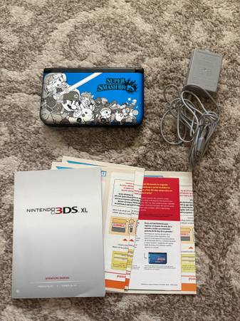 Nintendo 3ds xl Super smash bros edition blue