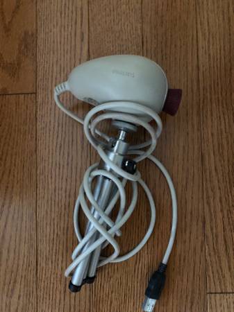 Webcam Philips PCVC680K with tripod 1