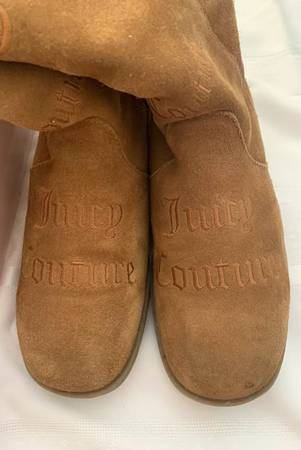Juicy Couture Knee high suede boots, size 8 1