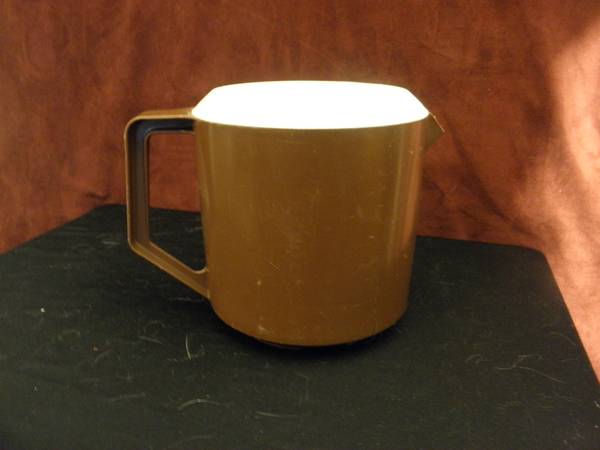 1.5 Quart Juice Container 1