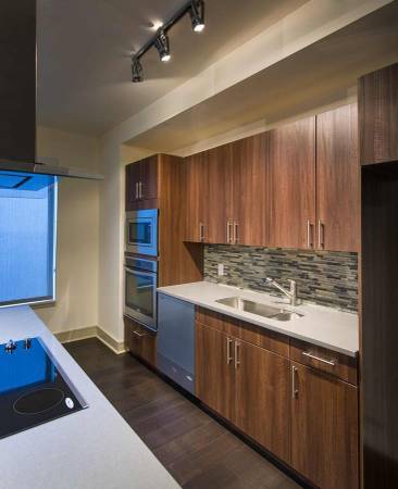 $4,179 / 1br - 768ft2 - Hardwood-style flooring, Granite countertops, Penthouse available (Boston)63996258826626123