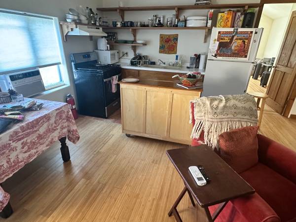 $3,200 / 3br - 2000ft2 - Farmhouse on 4 Acres Irrigated Land (Medanales)63659917689729122
