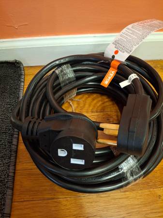 VEVOR 30 Amp /10 Gauge - 300V Extension Cord - 25 ft - NEMA 6-50 Plug 1