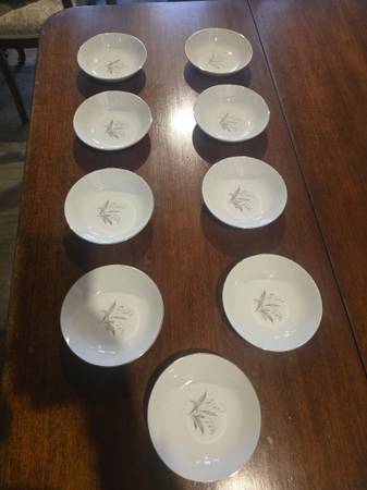 Golden Rhapsody 1961 Fine China Bowl Collection 1