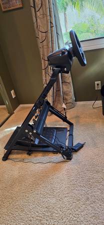 Logitech G29 Wheel & Pedals + GT Omega Racing Apex Stand