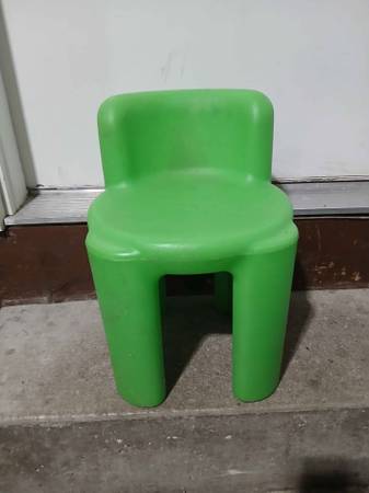 LIttle Tikes Chunky CHAIR Sturdy 1