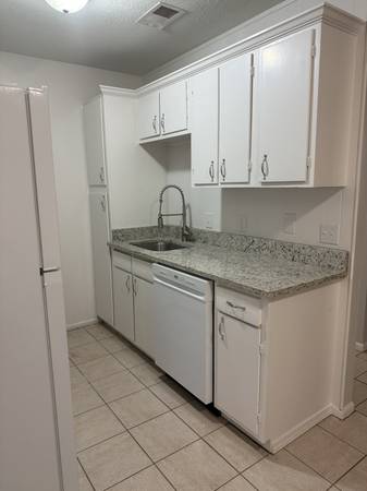 $1200.00 / 2br - Westridge Townhomes Unit 964036371136387120