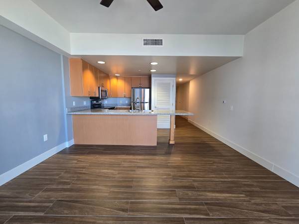 $2,625 / 1br - 688ft2 - Ocean Cool Breeze and City Life at Allegro Towers Starting at $2,625 (San diego little italy)63701686054915124
