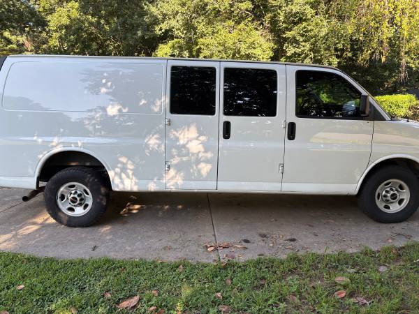 2016 GMC SAVANA 2500 - Photo 6
