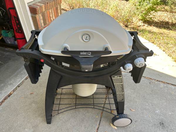 Weber Q3200 1