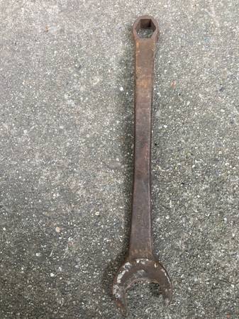 VINTAGE FORD MODEL A WRENCH 1