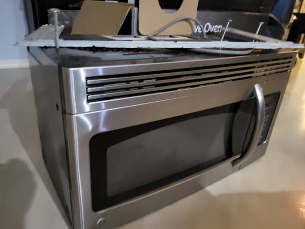 GE microwave 1