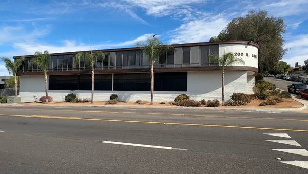 $1,495 / 825ft2 - Office or Retail Space for Rent (Escondido)63865812729859120