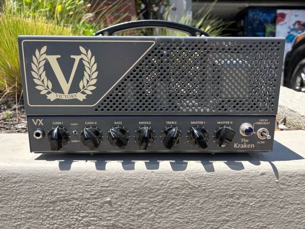 Victory VX Kraken Amp Head 1