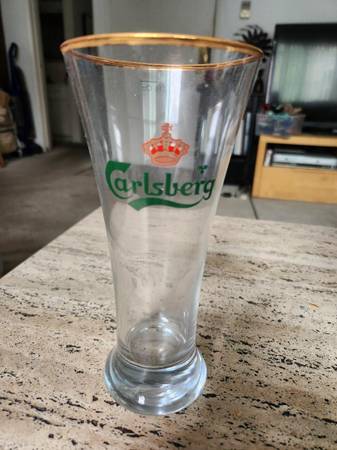 Carlsberg 16 oz Beer Glass - Never used 1