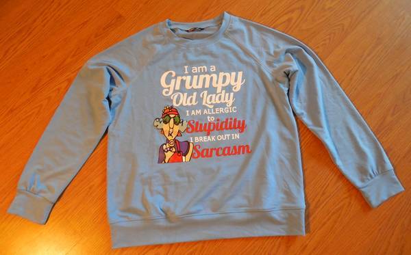 "Grumpy old lady"- size L - long sleeve tee shirt - 1
