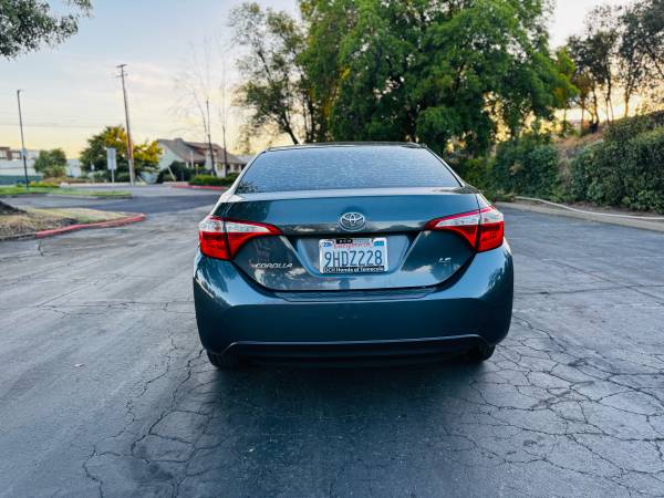 2015 Toyota Corolla LE - $9,999 (Sacramento)63469630580865123