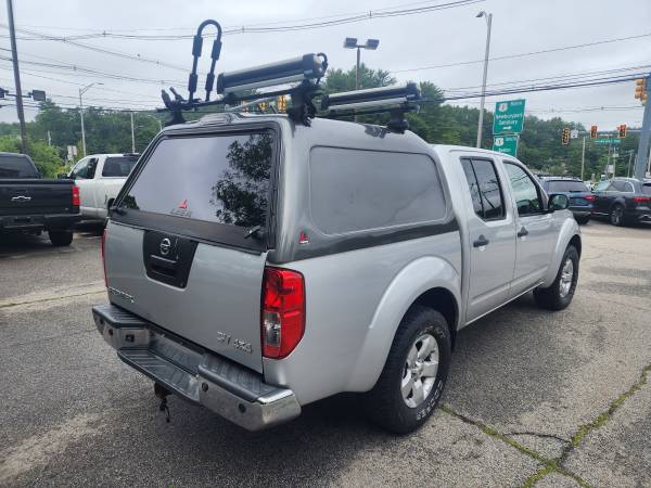 2013 Nissan Frontier SV Crew Cab transmisión manual de 6 velocidades, informe Carfax limpio - $12,995 (Rowley)63654724878467124