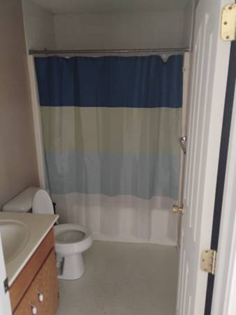 $1900.00 / 4br - 2300ft2 - 3915 Scarborough Way, Jefferson City, MO.  Muy bonita casa de 2 pisos con 4 habitaciones63845292351105124