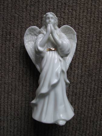 Lenox Angel Figurine 1
