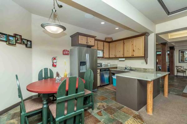 $3,114 / 2br - 1073ft2 - Where every detail counts: Dive into our 2 BR, 1073 Sq Ft. (Bothell)63934291211778121