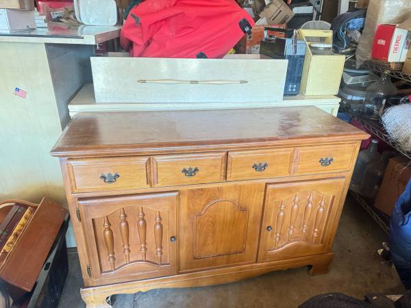 Buffet cabinet 1
