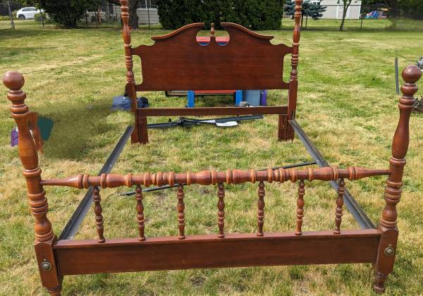 Queen bed frame 1