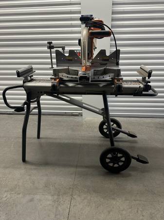 Ridgid R4121 12” miter saw 1