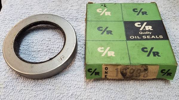 1960-1961 Chevrolet C10 GMC 1000/1500 Front Wheel Seal CR 19938 1