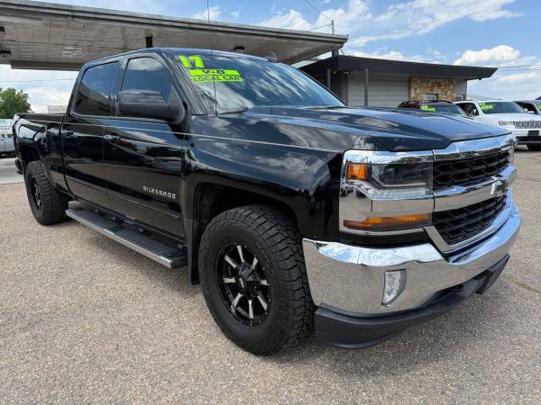 Camioneta Chevrolet Silverado 1500 Crew Cab 4x4 4WD LT usada de 2017 - $23,999 (Colorado's Midway Motors)63621876957697121