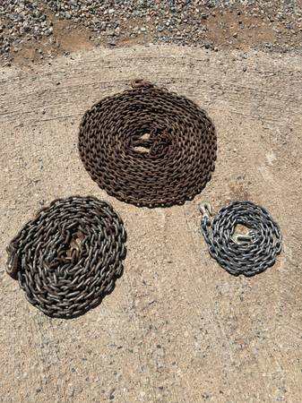 3 Heavy Duty Chains 1