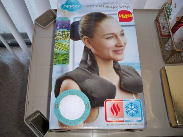 RESTOR Neck & Shoulder Aromatherapy Wrap ~ Hot & Cold ~ in Box 1