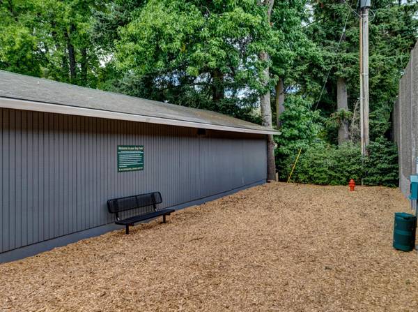 $1,495 / 2br - Relaxing 2B Apartment w Private Patio, Renovated Pool | In Beaverton (Beaverton)63820824964483122