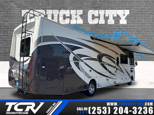 2019 Thor Motor Coach Hurricane - $79,950 (Sumner, WA)63471418981633122