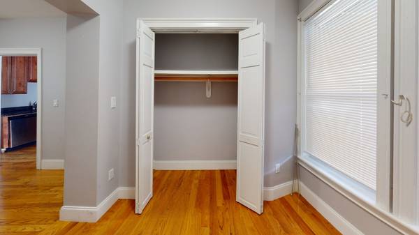 $2,495 / 2br - Roxbury 2 Bed/2 Bath Apartment | Near Newmarket (Roxbury)63699236287107122